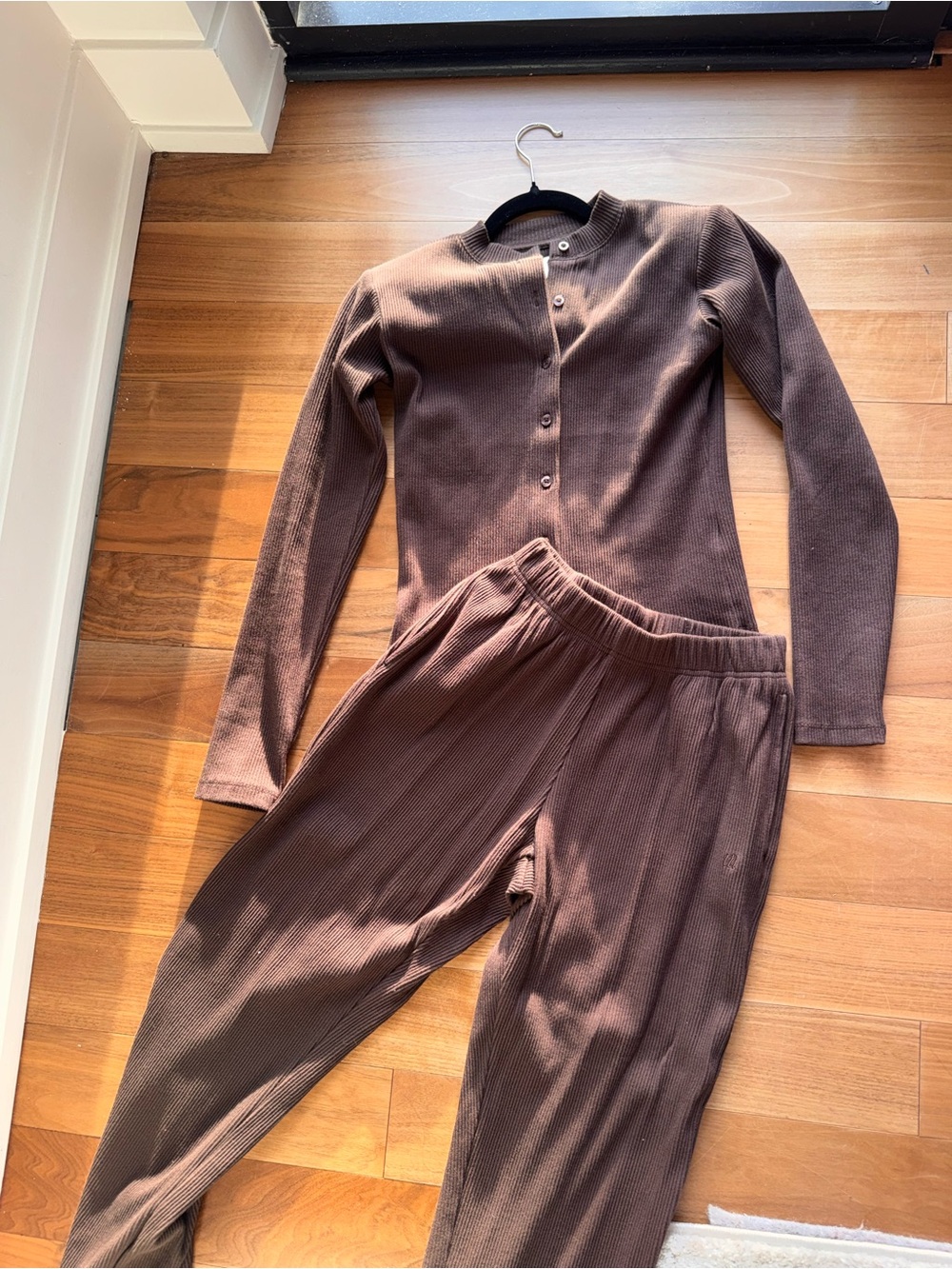 Ribbed Button-Front Top & Jogger Set - Chocolate Brown